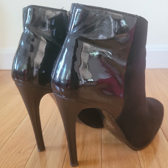 Bakers two-tone high heel booties - Picture 2 of 6